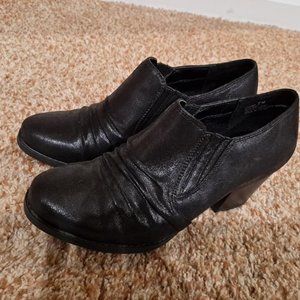 GNW Black Leather Heels Size 7